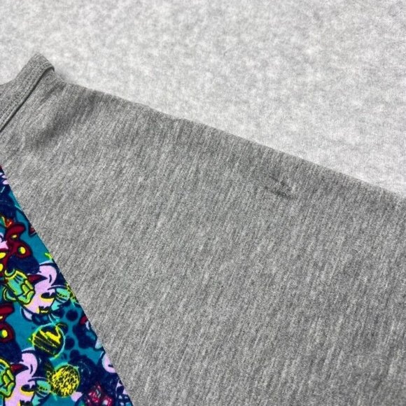 LuLaRoe Womens Randy Shirt Top Size Small Disney Minnie Mouse Raglan Sleeves - Picture 6 of 10